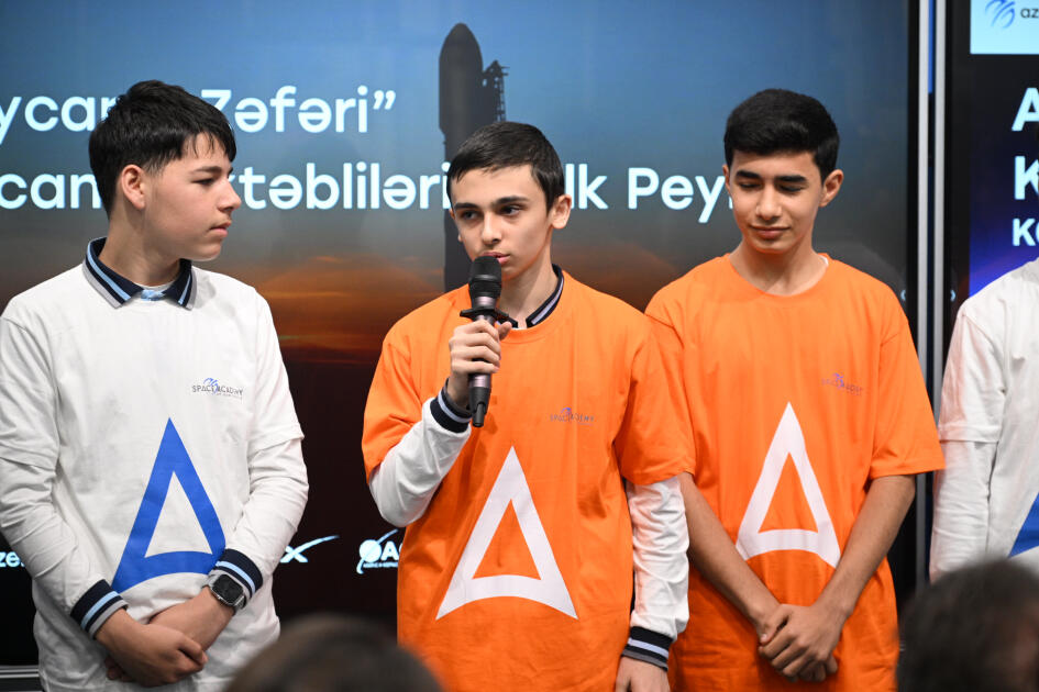 Спутник, созданный азербайджанскими школьниками, отправлен в космос