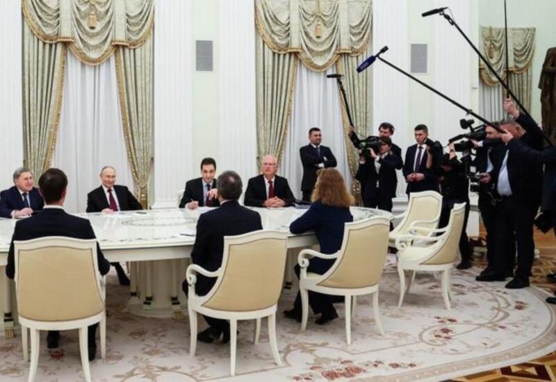 Путин провел встречу с Уиткоффом