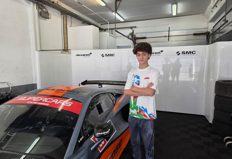 Азербайджанский автогонщик получил предложение от "Макларена"