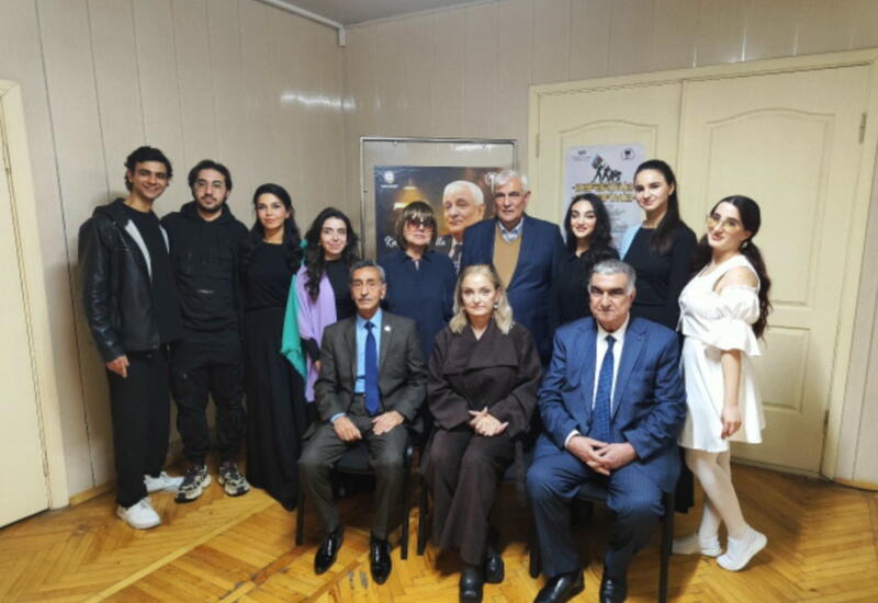 Отмечен юбилей народного писателя Азербайджана Кямала Абдуллы