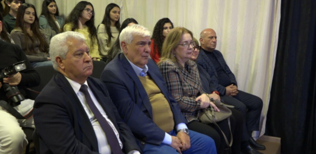 Отмечен юбилей народного писателя Азербайджана Кямала Абдуллы