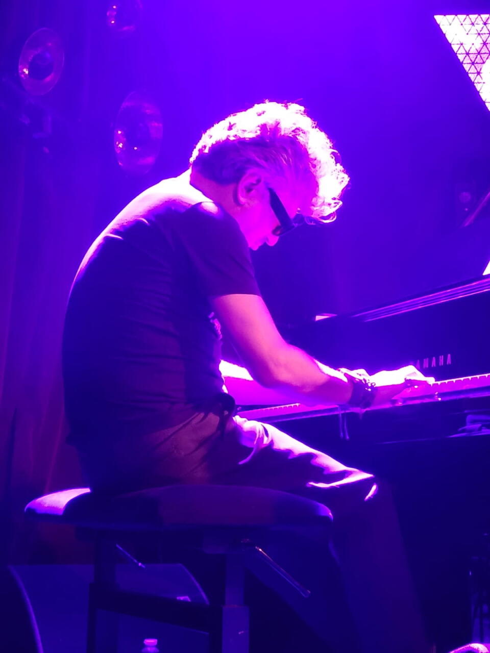 Шаин Новрасли с большим успехом выступил в Париже