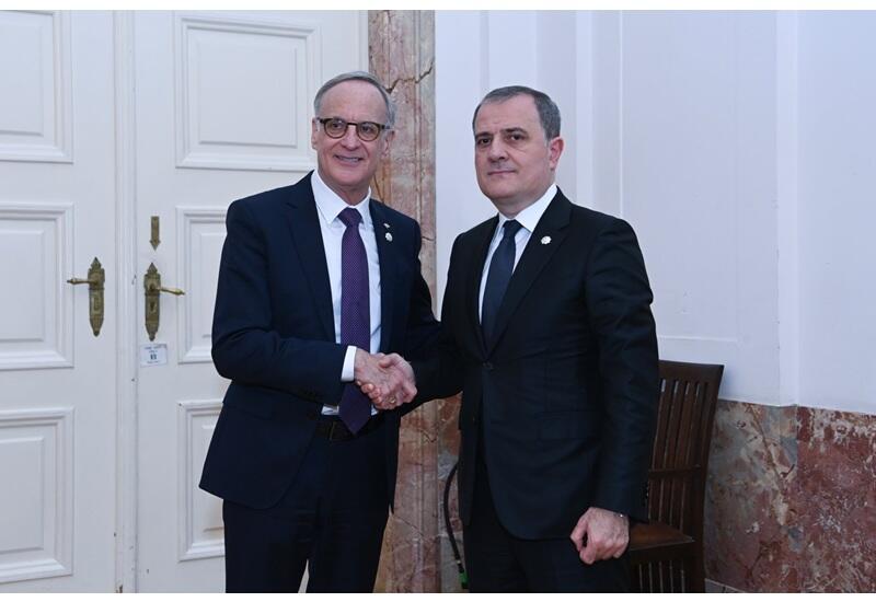 Обсуждено сотрудничество между Азербайджаном и Канадой