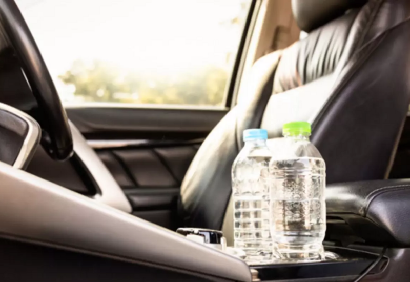 Elektrikli maşına su dağıldı, sahibi 20 min manat xərcə düşdü