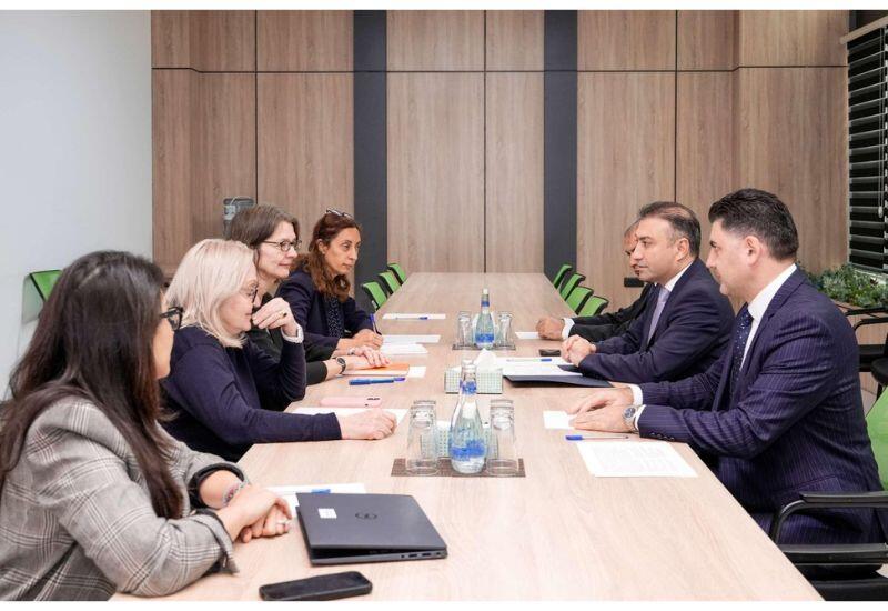 Министерство труда Азербайджана и Всемирный банк обсудили новые направления сотрудничества