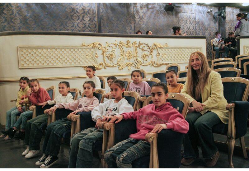 Воспитанники детского дома стали гостями азербайджанского театра