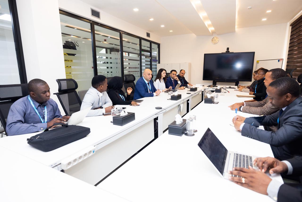 İRİA 10-a yaxın Afrika ölkəsinin heyəti ilə rəqəmsal inkişaf sahəsində əməkdaşlıq imkanlarını müzakirə edib