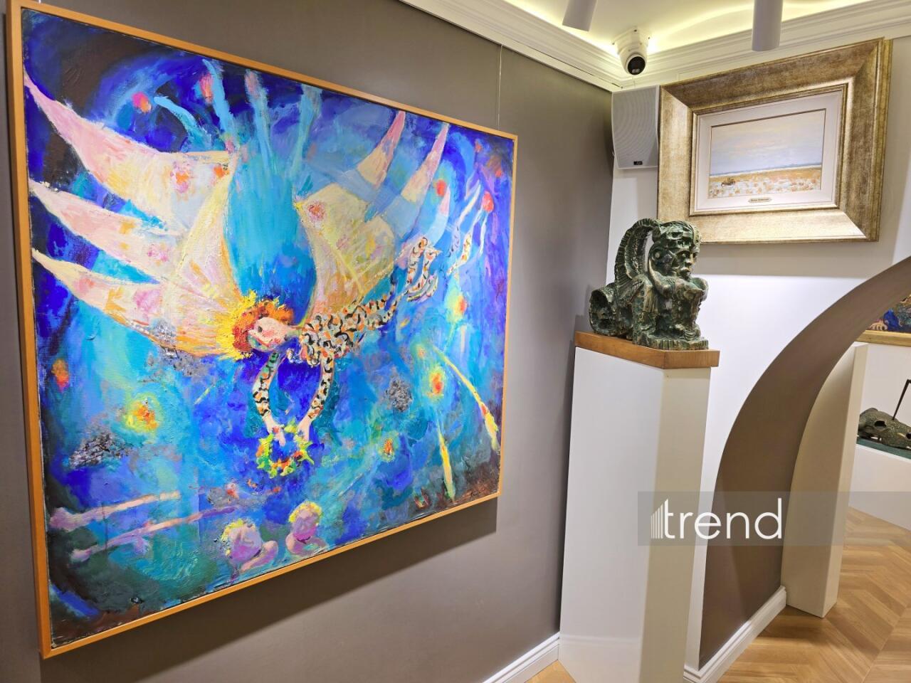 Путешествие по Buta Gallery - первое в Баку пространство клубной галереи национального искусства