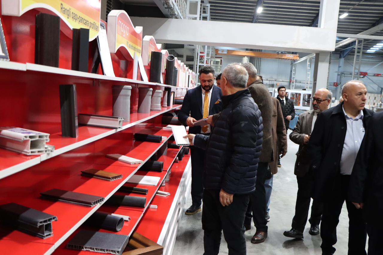 Naxçıvanda 2-ci Azərbaycan-Türkiyə Regional İqtisadi Forumu keçirilib