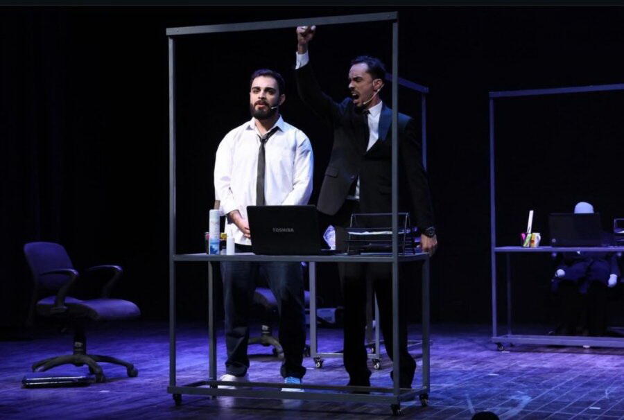 Азербайджанский спектакль на английском языке вызвал большой резонанс в Пакистане