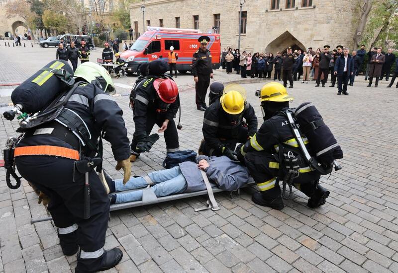 İçərişəhərdə simulyasiyalı təxliyə təlimi keçirilib