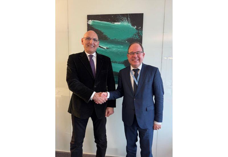 Elçin Əmirbəyov Cenevrə Beynəlxalq Humanitar Minatəmizləmə Mərkəzinin direktoru ilə görüşüb