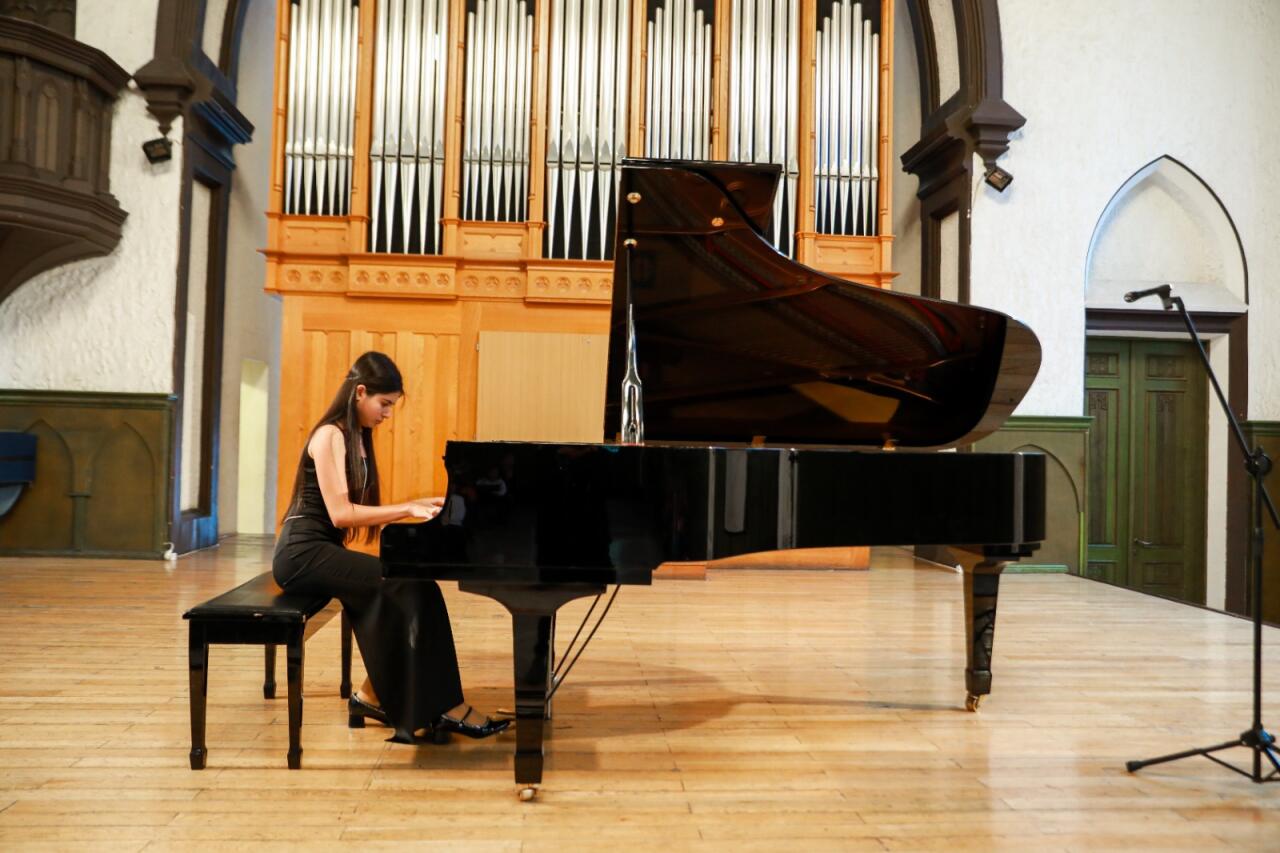 Музыка объединяет поколения: в Баку прошёл цикл абонементных концертов