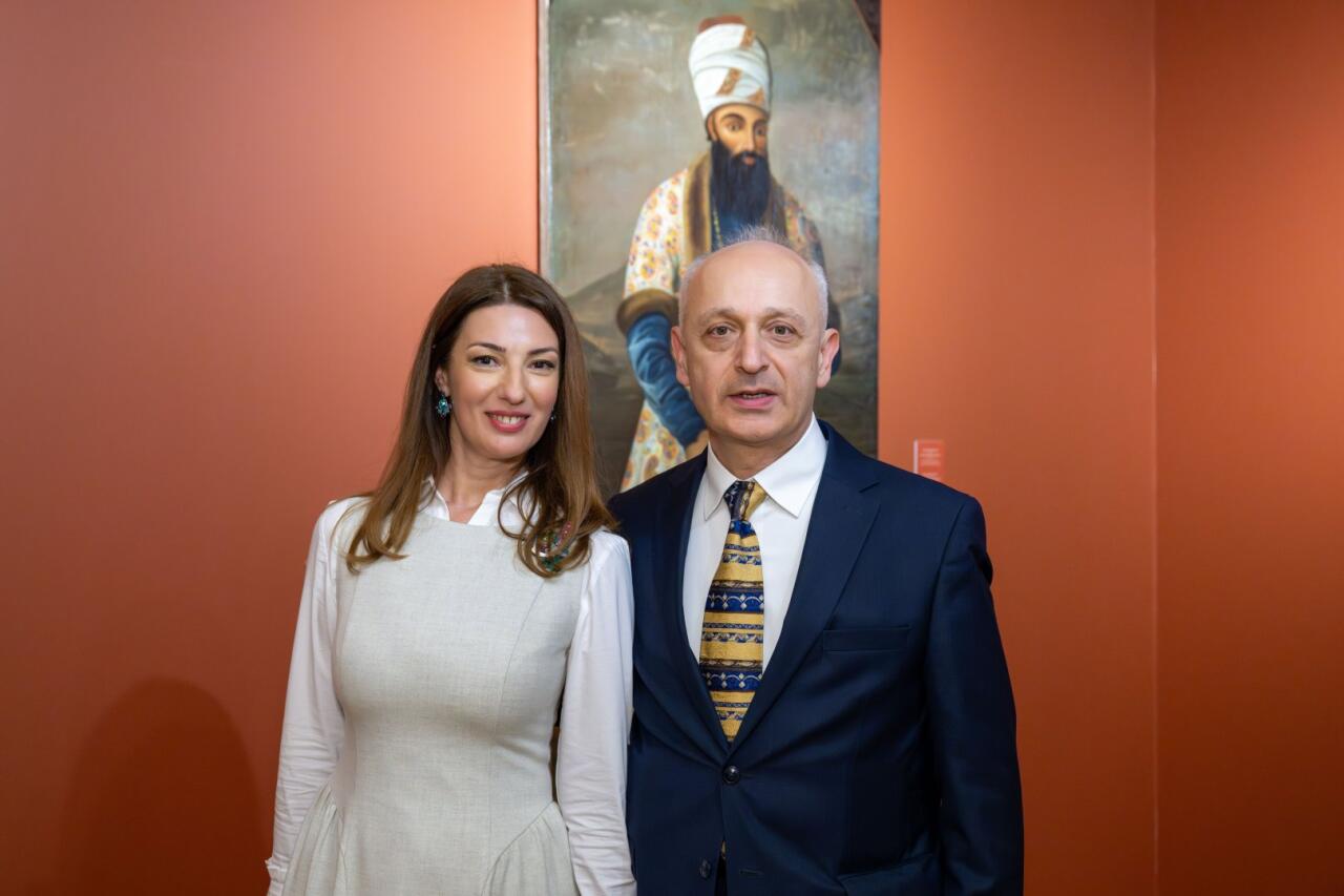 В Баку состоялось торжественное открытие экспозиции "Мирза Гадим Иревани: 200-летняя летопись искусства"