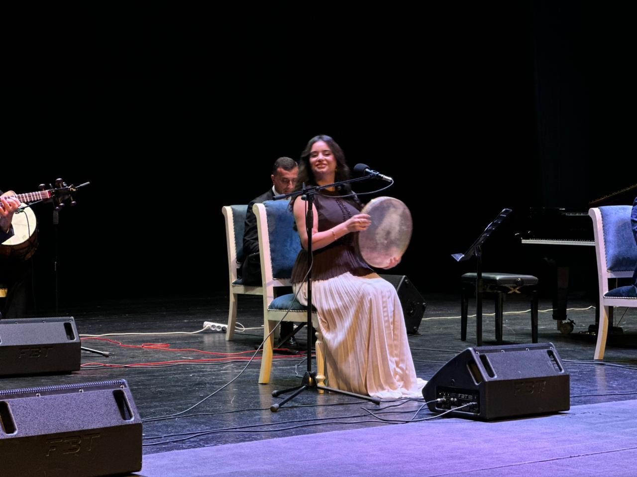 В Гянджинской государственной филармонии торжественно отметили юбилей Мансума Ибрагимова