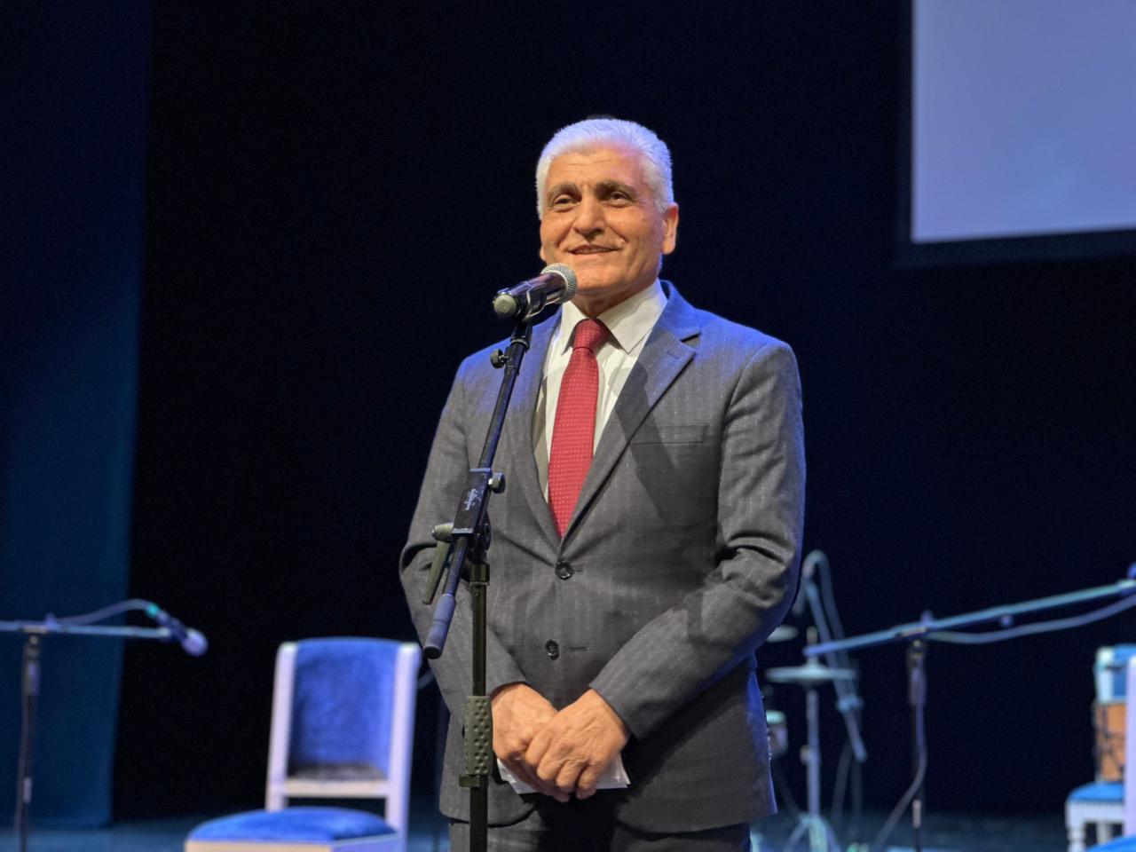 В Гянджинской государственной филармонии торжественно отметили юбилей Мансума Ибрагимова