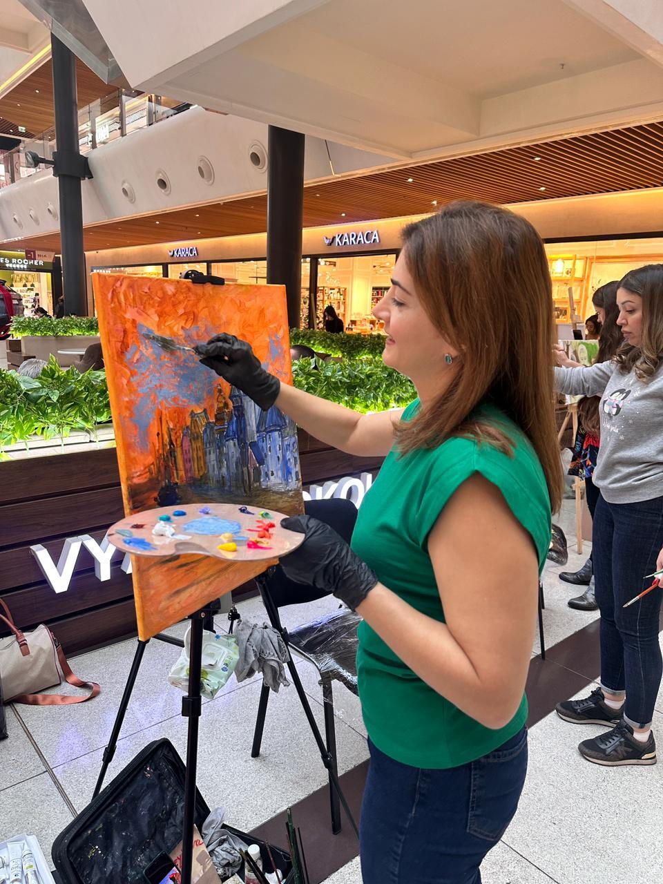 В Гяндже прошла выставка «Польша глазами азербайджанских художников»