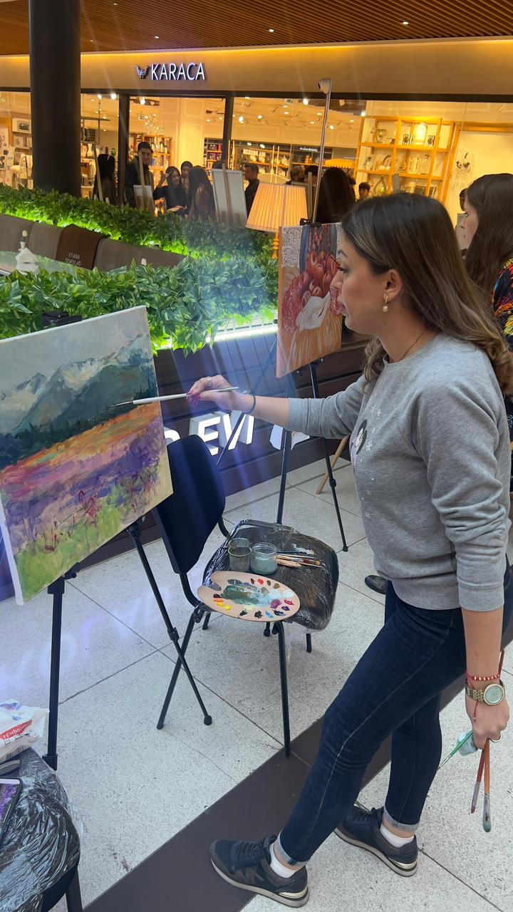 В Гяндже прошла выставка «Польша глазами азербайджанских художников»