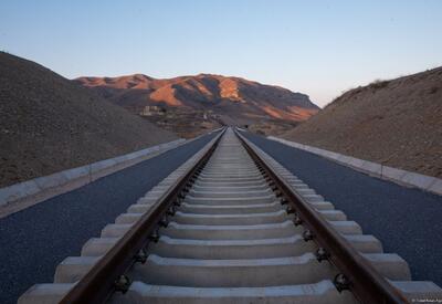 Азербайджан продолжает строительные работы по Зангезурскому коридору