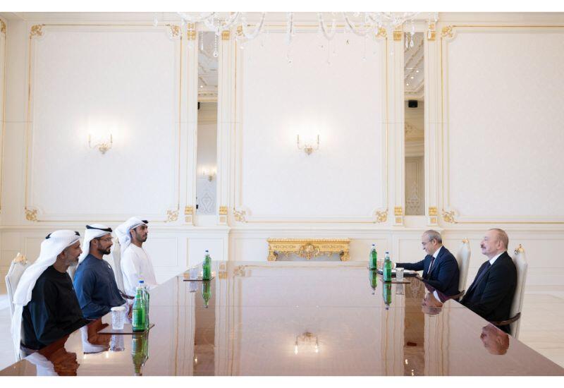 Президент Ильхам Алиев принял руководителей ряда компаний ОАЭ