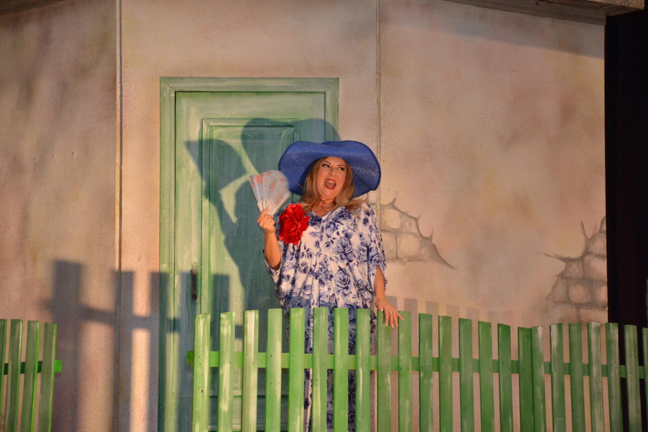 Академический русский драмтеатр представил спектакль в Шамахе