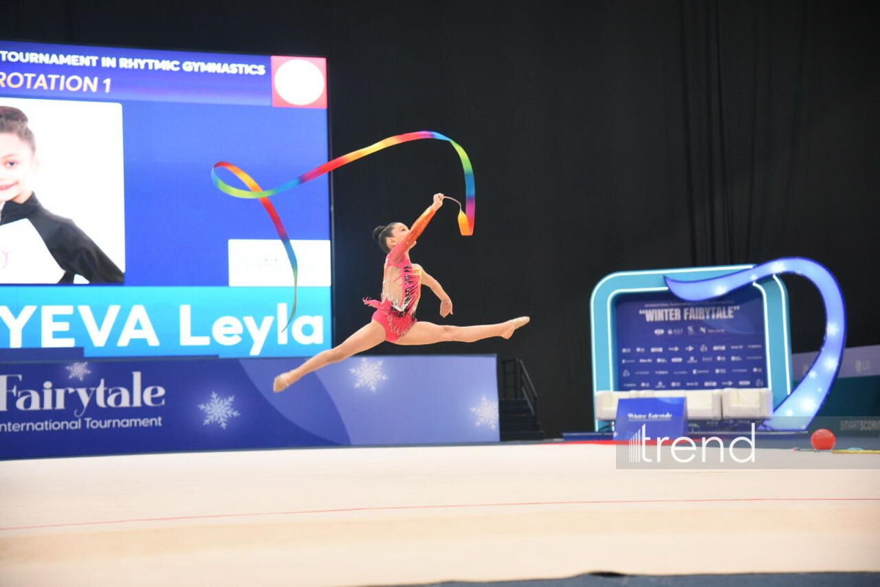 В Баку проходит международный турнир по художественной гимнастике "Winter Fairytale"