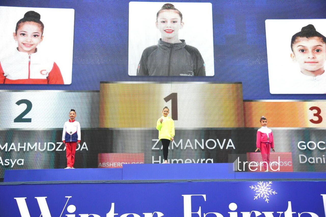 В Баку проходит международный турнир по художественной гимнастике "Winter Fairytale"