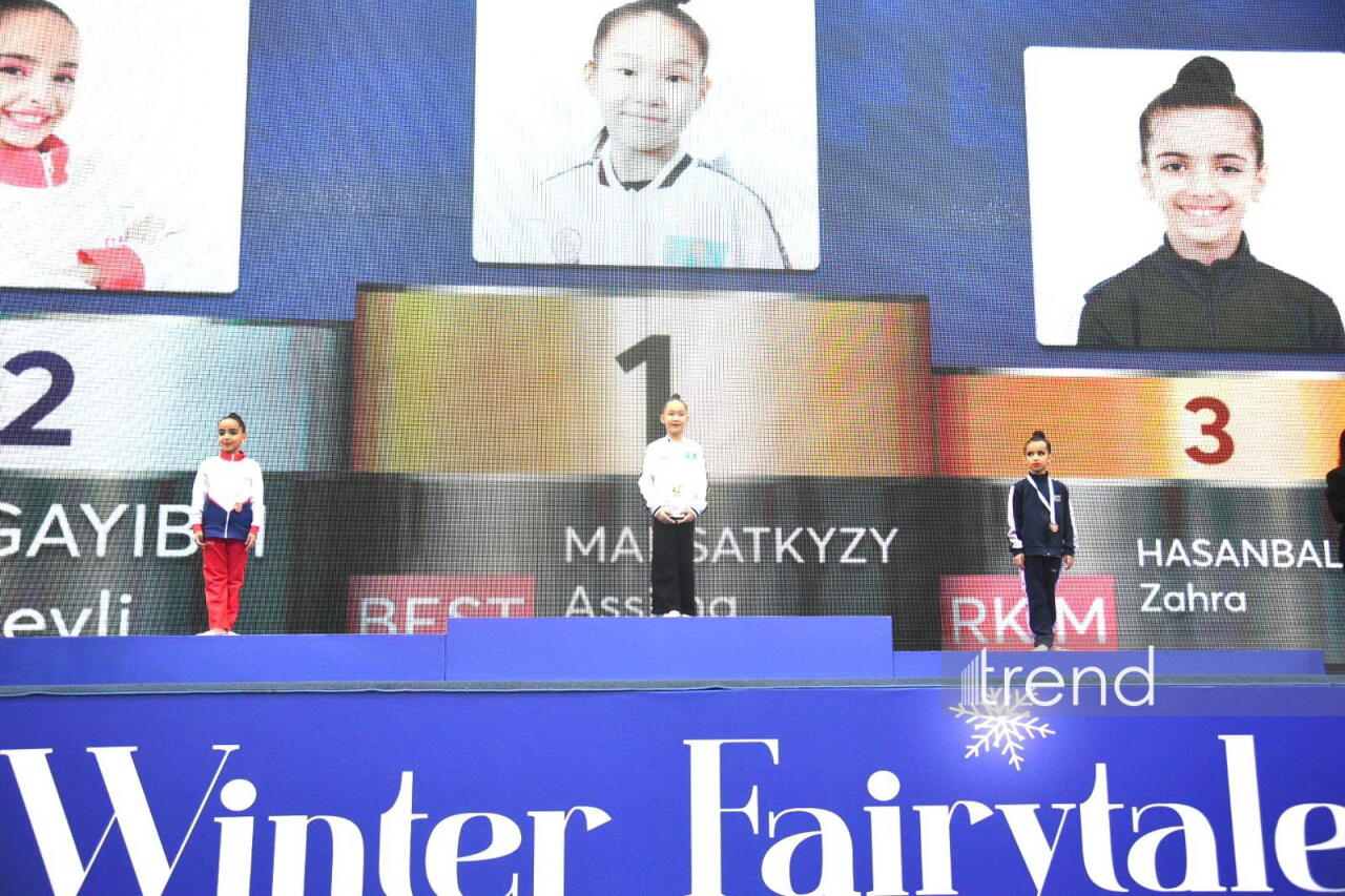 В Баку проходит международный турнир по художественной гимнастике "Winter Fairytale"