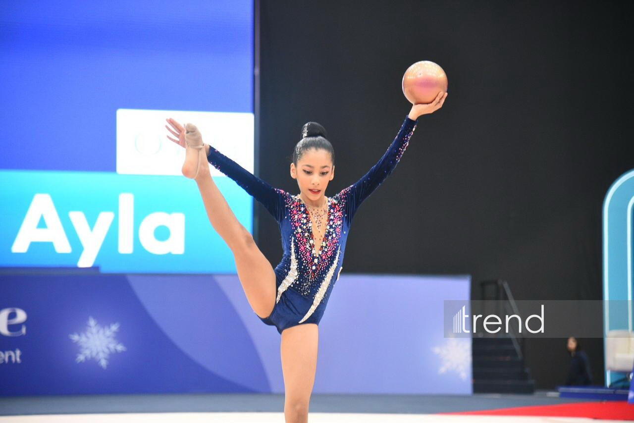 В Баку проходит международный турнир по художественной гимнастике "Winter Fairytale"