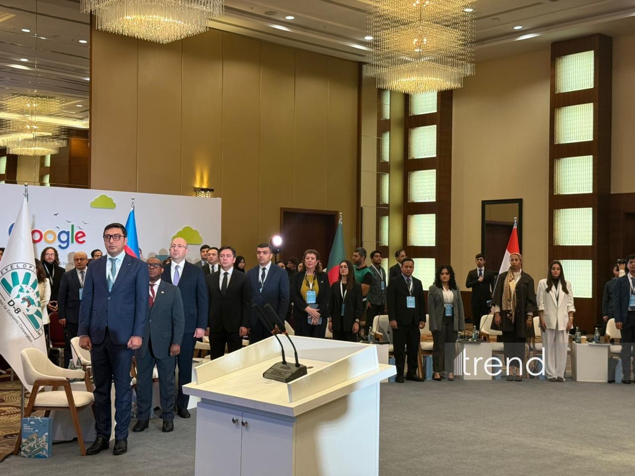 Bakı D-8 Gənclər Dialoquna ev sahibliyi edir