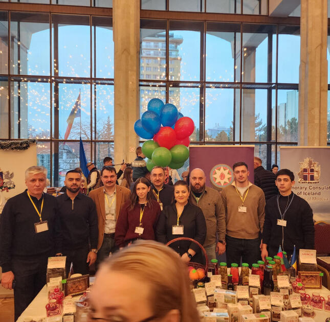 Азербайджан представлен на благотворительной ярмарке в Кишинэу