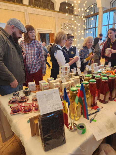 Азербайджан представлен на благотворительной ярмарке в Кишинэу