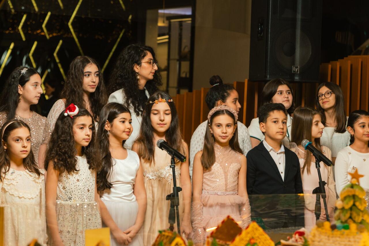 Состоялось официальное открытие выставки "Winter in Azerbaijan" от Издательского дома NARGIS