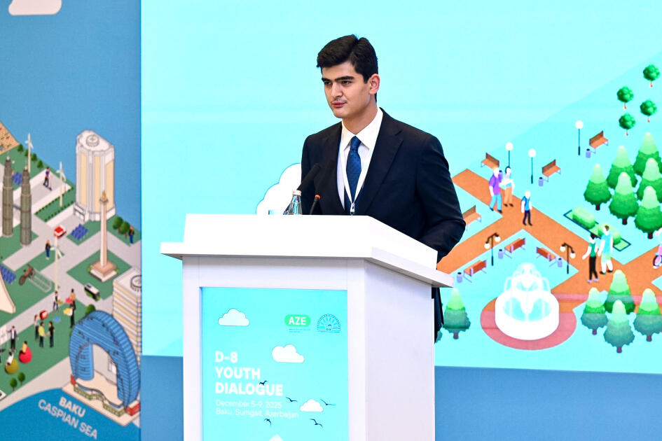 Во второй день Молодежного диалога D-8 принята Бакинская молодежная декларация