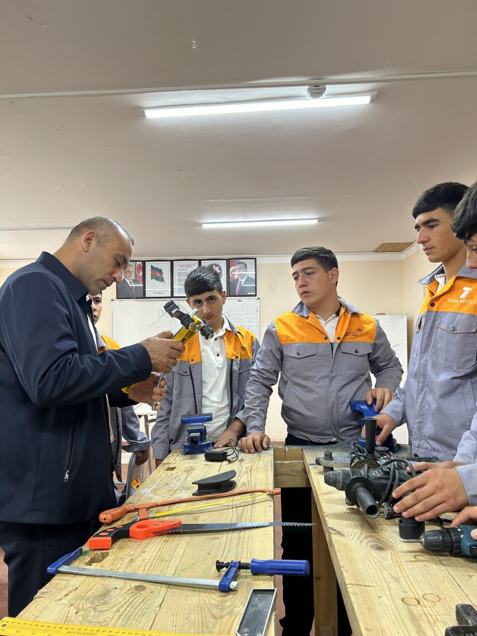 Azərbaycanda 9000-dən çox şagird peşə yönümlü təhsilə cəlb olunub