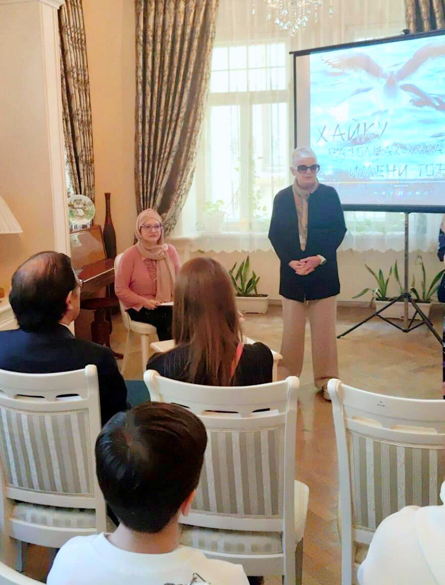 В Баку наградили победителей конкурса "Хайку на волнах Хазара"