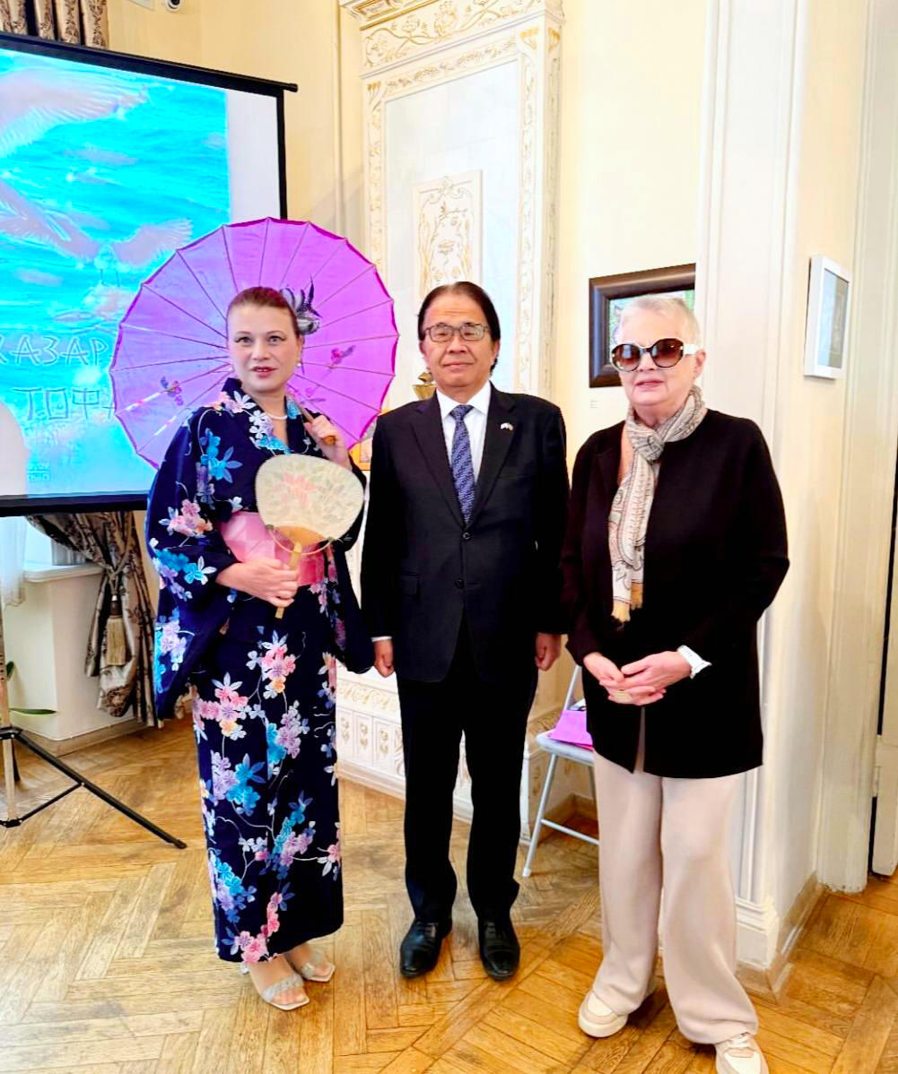 В Баку наградили победителей конкурса "Хайку на волнах Хазара"