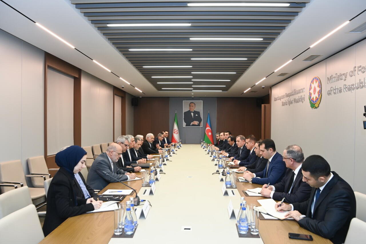 Азербайджан и Иран обсудили региональные проекты