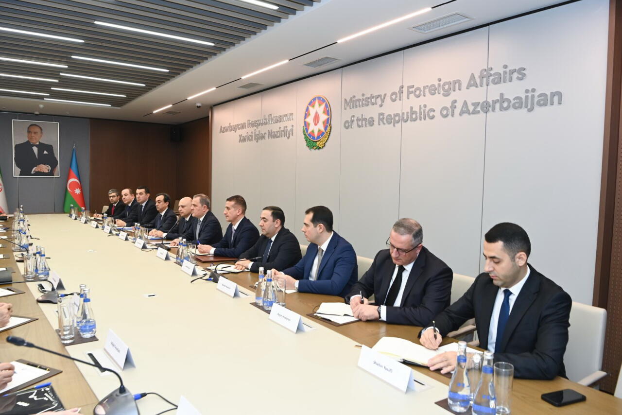 Азербайджан и Иран обсудили региональные проекты