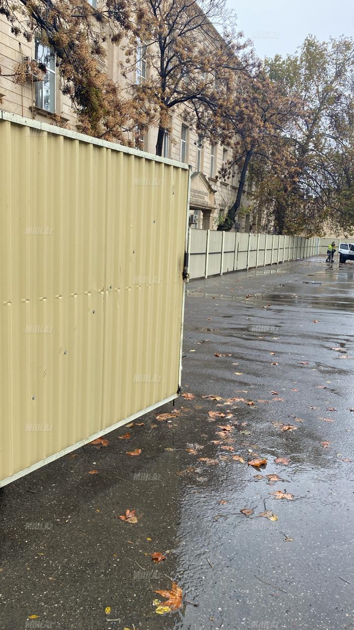 В Сабаильском районе Баку ограничен доступ к крупной парковке