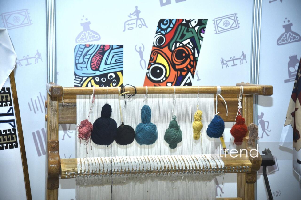 Креативные павильоны и красочные экспозиции на открытии "Культурного фестиваля ОИС: Бакинская Творческая неделя – 2025"