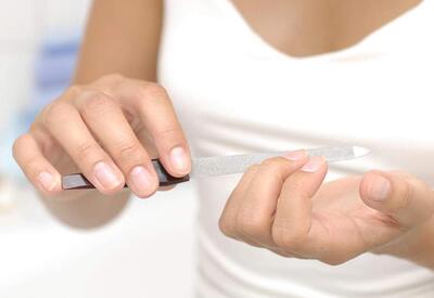 Врачи предупредили о признаках проблем со здоровьем по ногтям