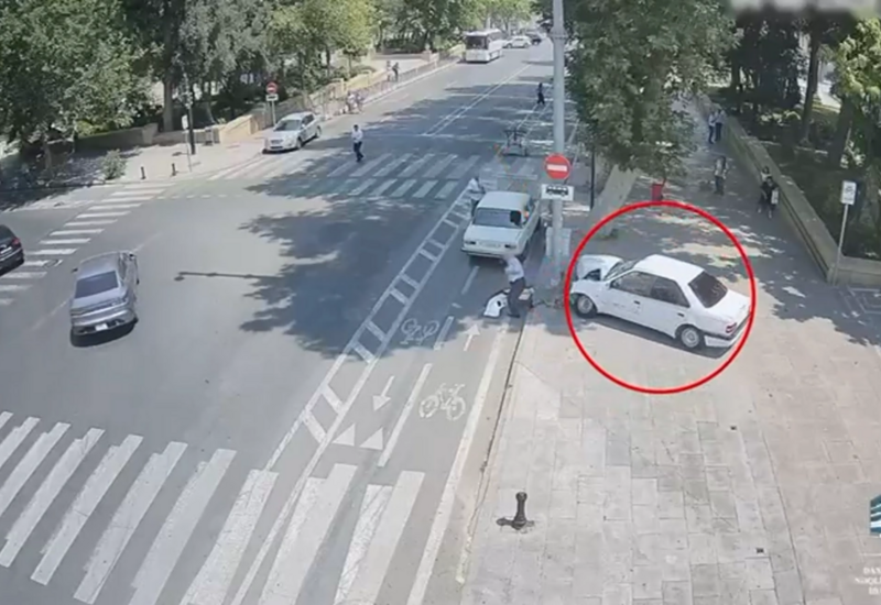 В Баку пешеходы чудом избежали гибели