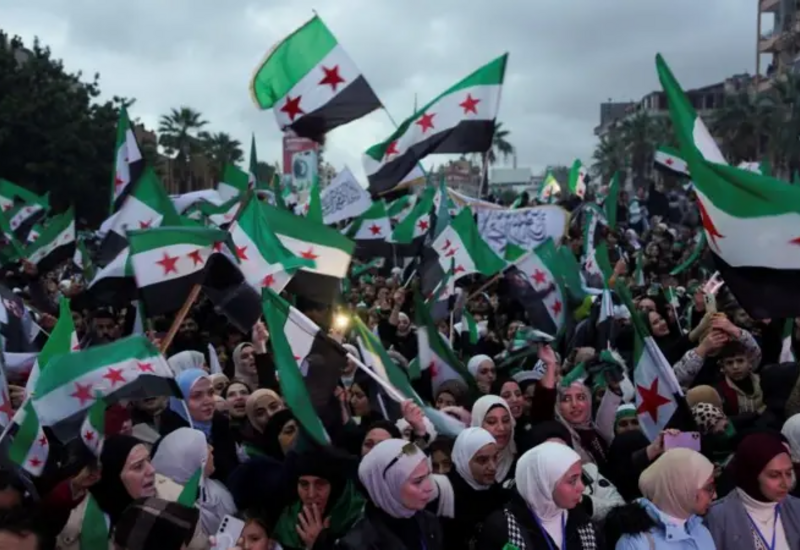 Əsədin devrilməsinin ildönümündə izdiham