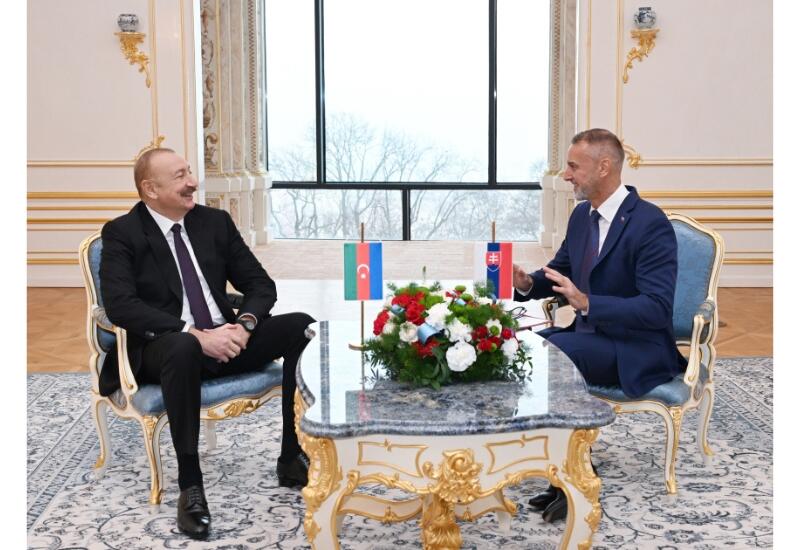 Состоялись встречи Президента Ильхама Алиева с председателем Национального совета Словакии в формате один на один и расширенном составе