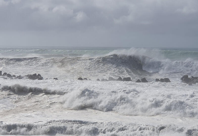В Японии произошло цунами после землетрясения