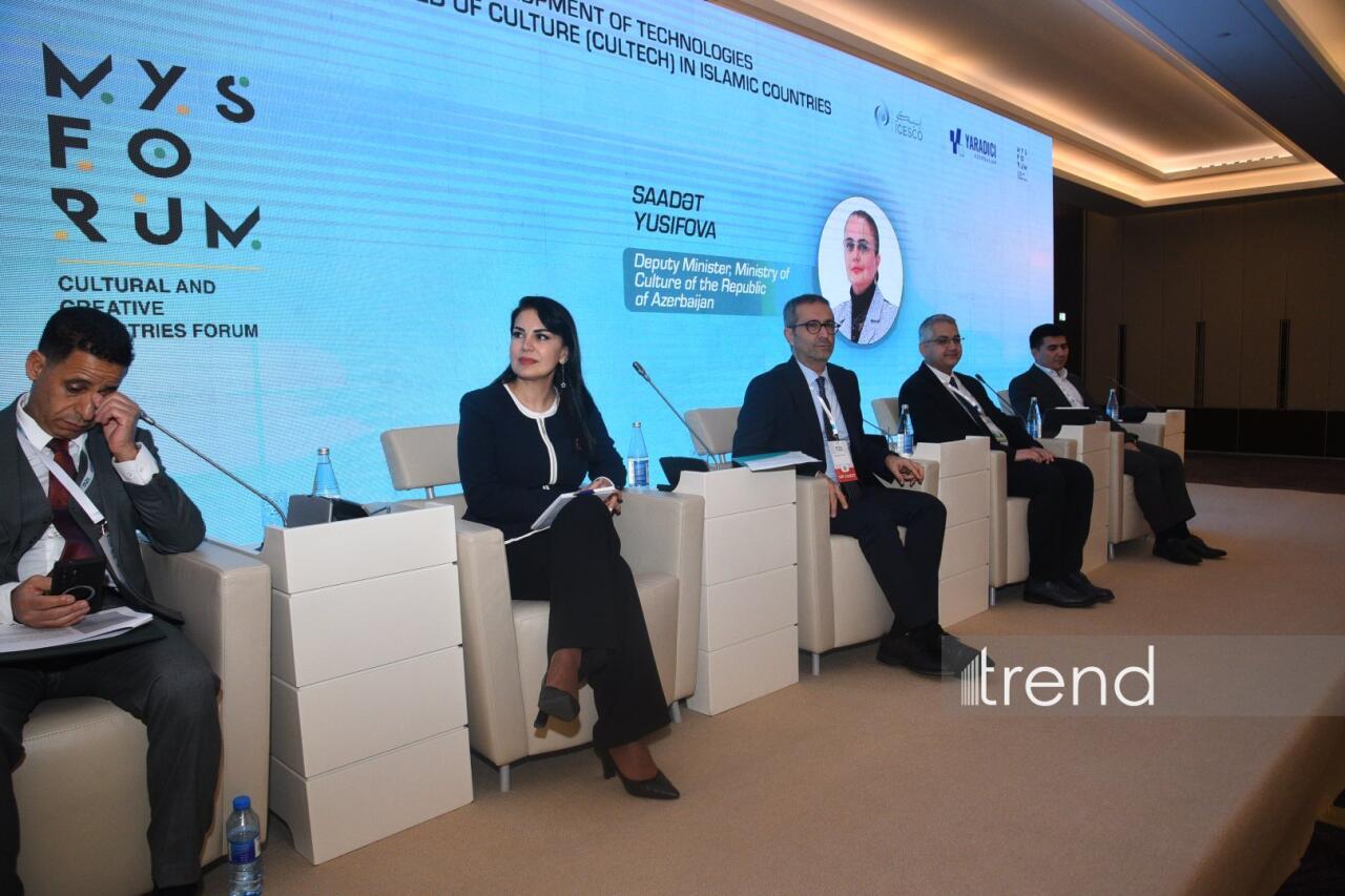 На Бакинской Творческой неделе обсудили будущее культуры исламского мира в цифровую эпоху