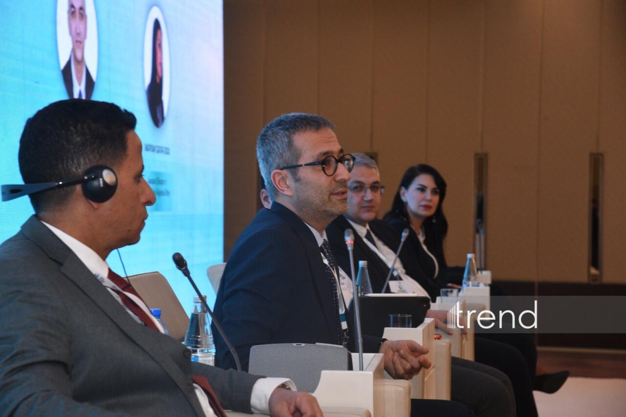 На Бакинской Творческой неделе обсудили будущее культуры исламского мира в цифровую эпоху