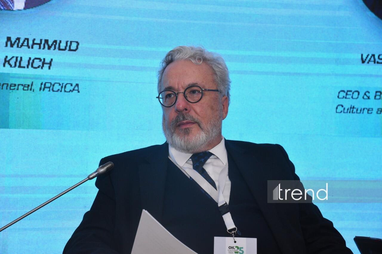 На Бакинской Творческой неделе обсудили будущее культуры исламского мира в цифровую эпоху