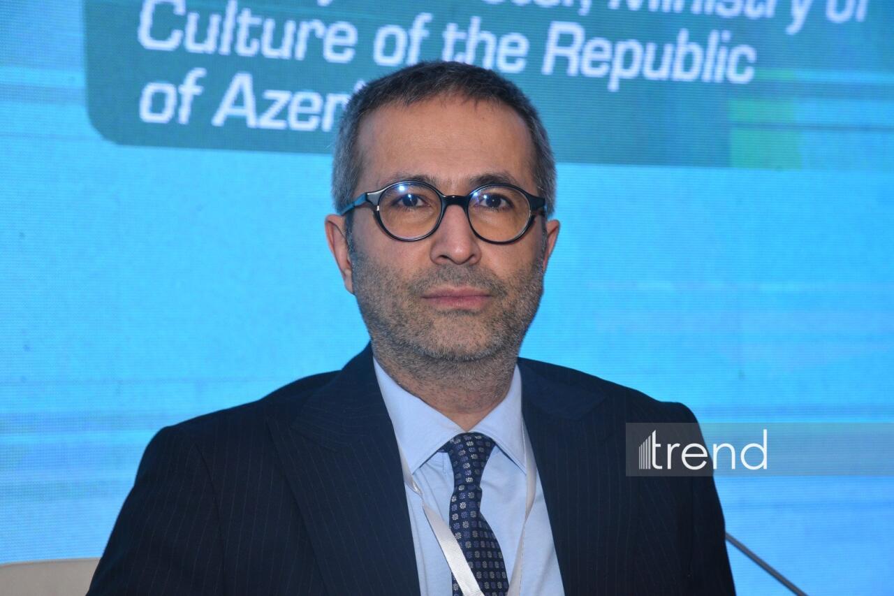 На Бакинской Творческой неделе обсудили будущее культуры исламского мира в цифровую эпоху